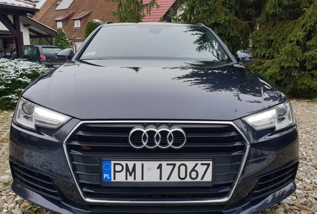 Audi A4 cena 66900 przebieg: 182000, rok produkcji 2016 z Sokołów Małopolski małe 277